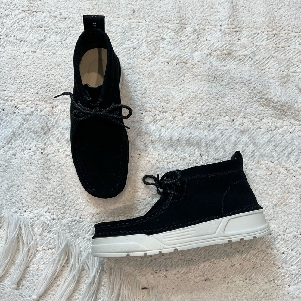 CLARKS Origin Wallabee Shoes Women’s Black Suede Loafers Chukka Chelsea 6.5 NEW!